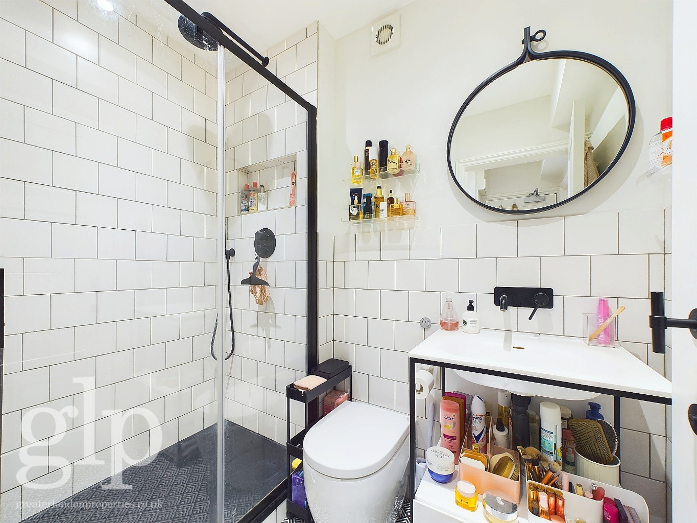 1 Bedroom Apartment, Earlham Street, Covent Garden, WC2H
