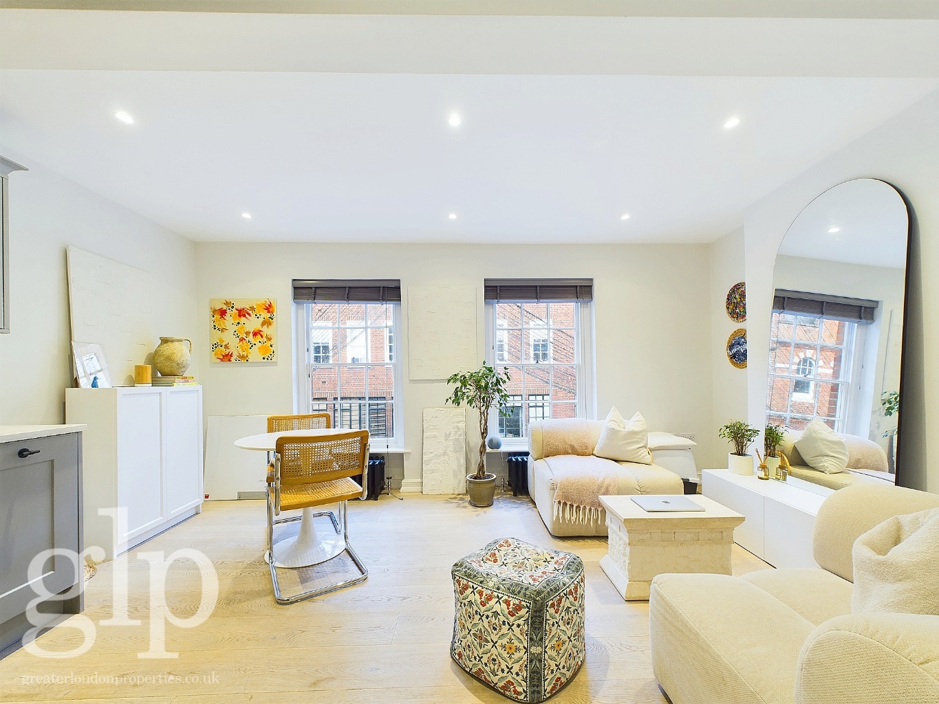1 Bedroom Apartment, Earlham Street, Covent Garden, WC2H