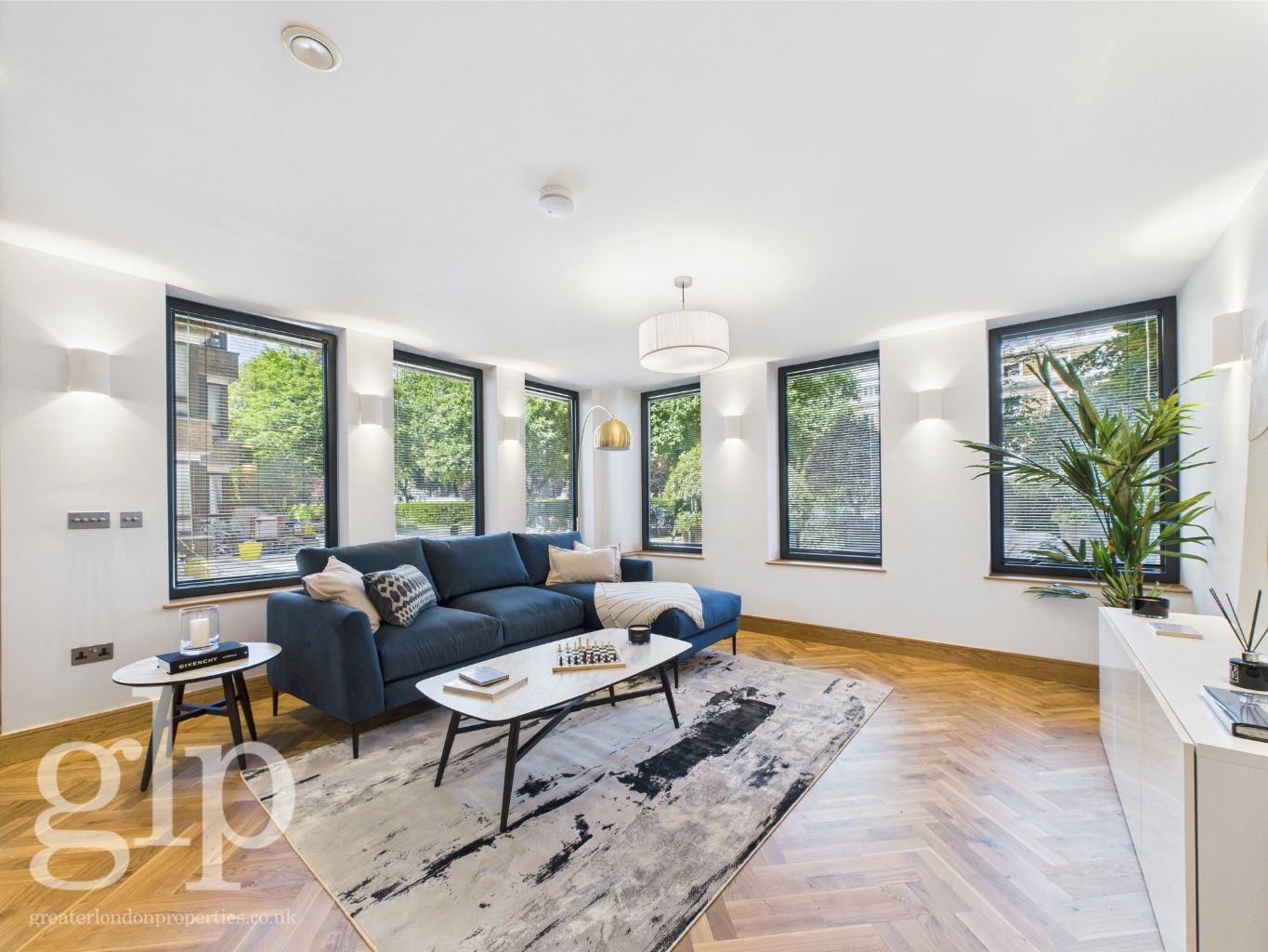 2 Bedroom Apartment, Sussex Gardens, Hyde Park, W2