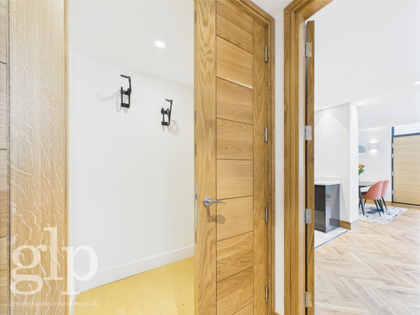 2 Bedroom Apartment, Sussex Gardens, Hyde Park, W2