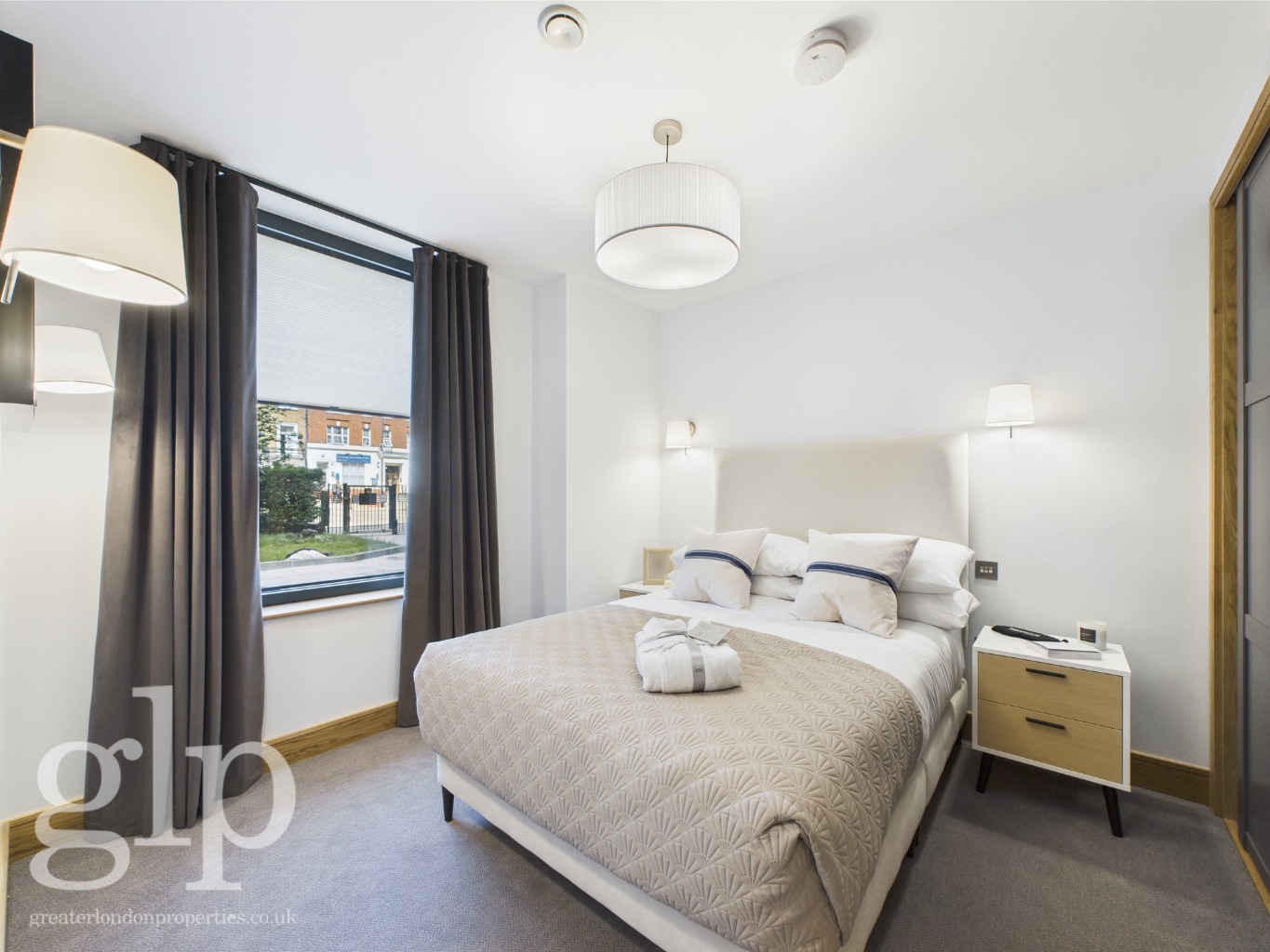 2 Bedroom Apartment, Sussex Gardens, Hyde Park, W2