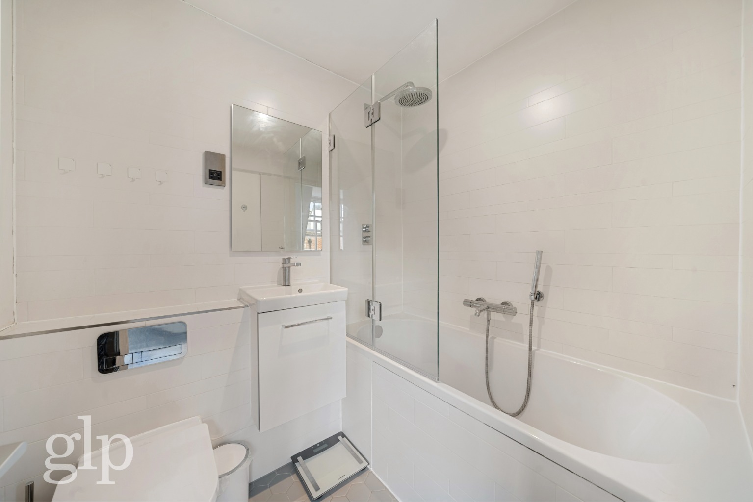 2 Bedroom Flat, Picton Place, London, Greater London, Marylebone, W1U 1BL
