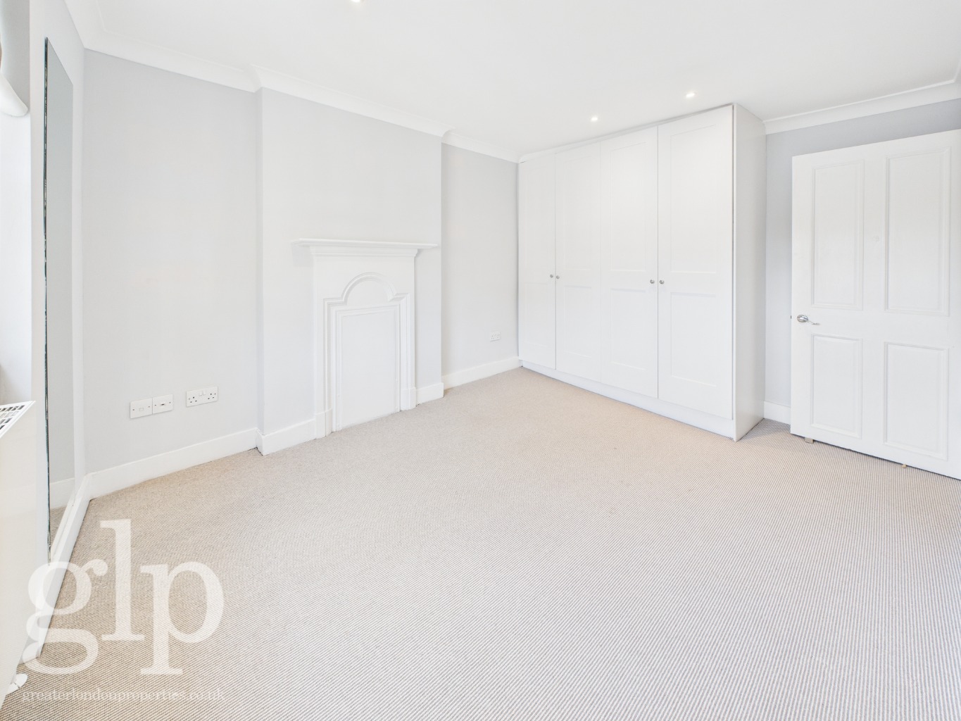 3 Bedroom Maisonette, Connaught Street, Hyde Park, W2
