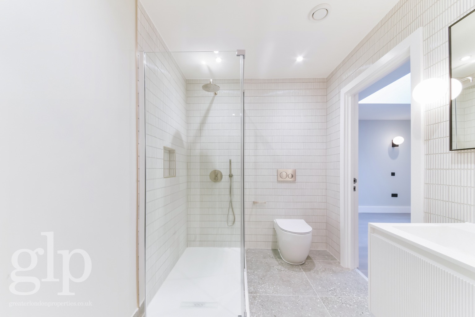 1 Bedroom Apartment, Beak Street, London, Soho,  W1F
