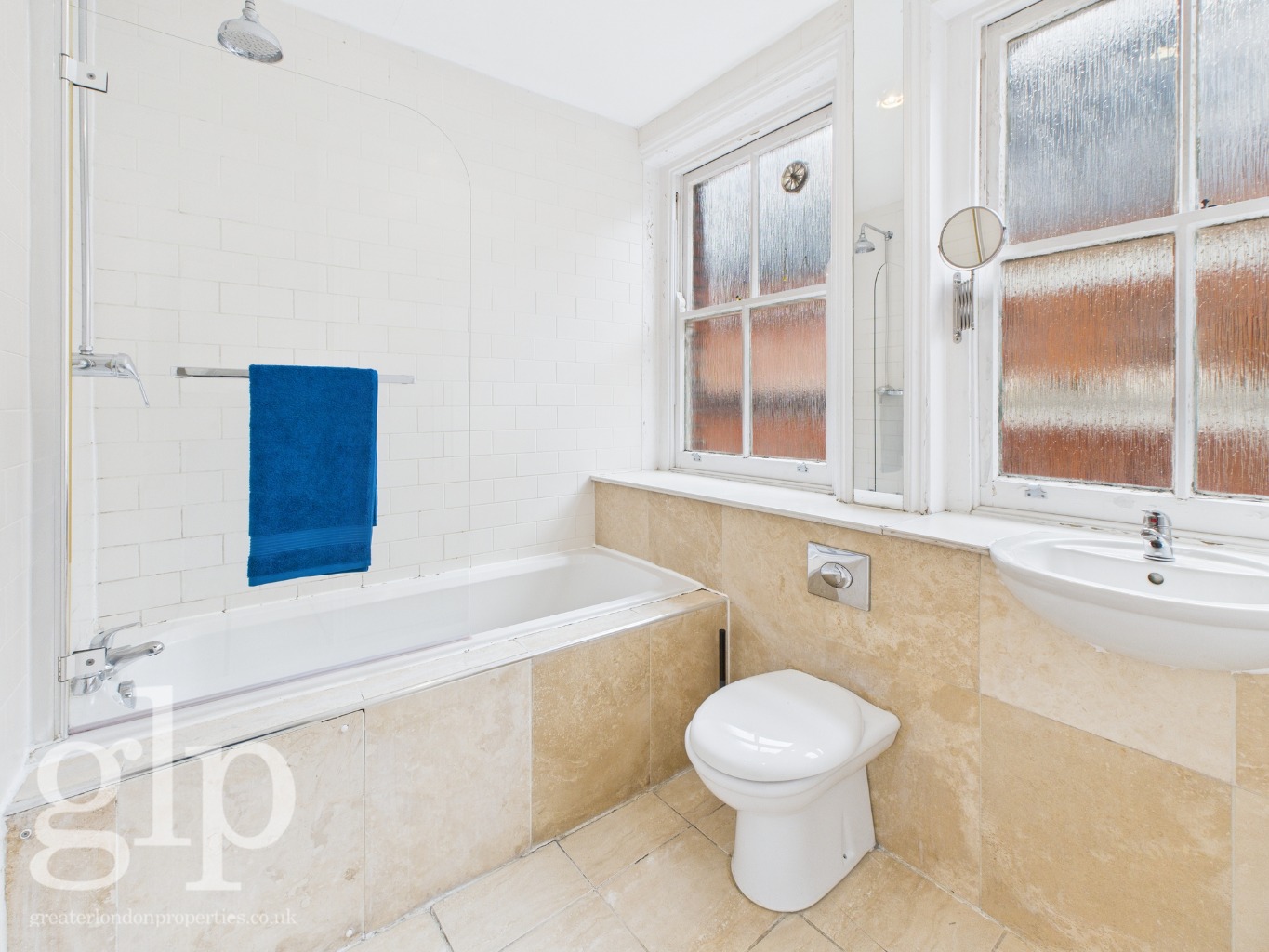 2 Bedroom Apartment, Brewer Street, London, W1F