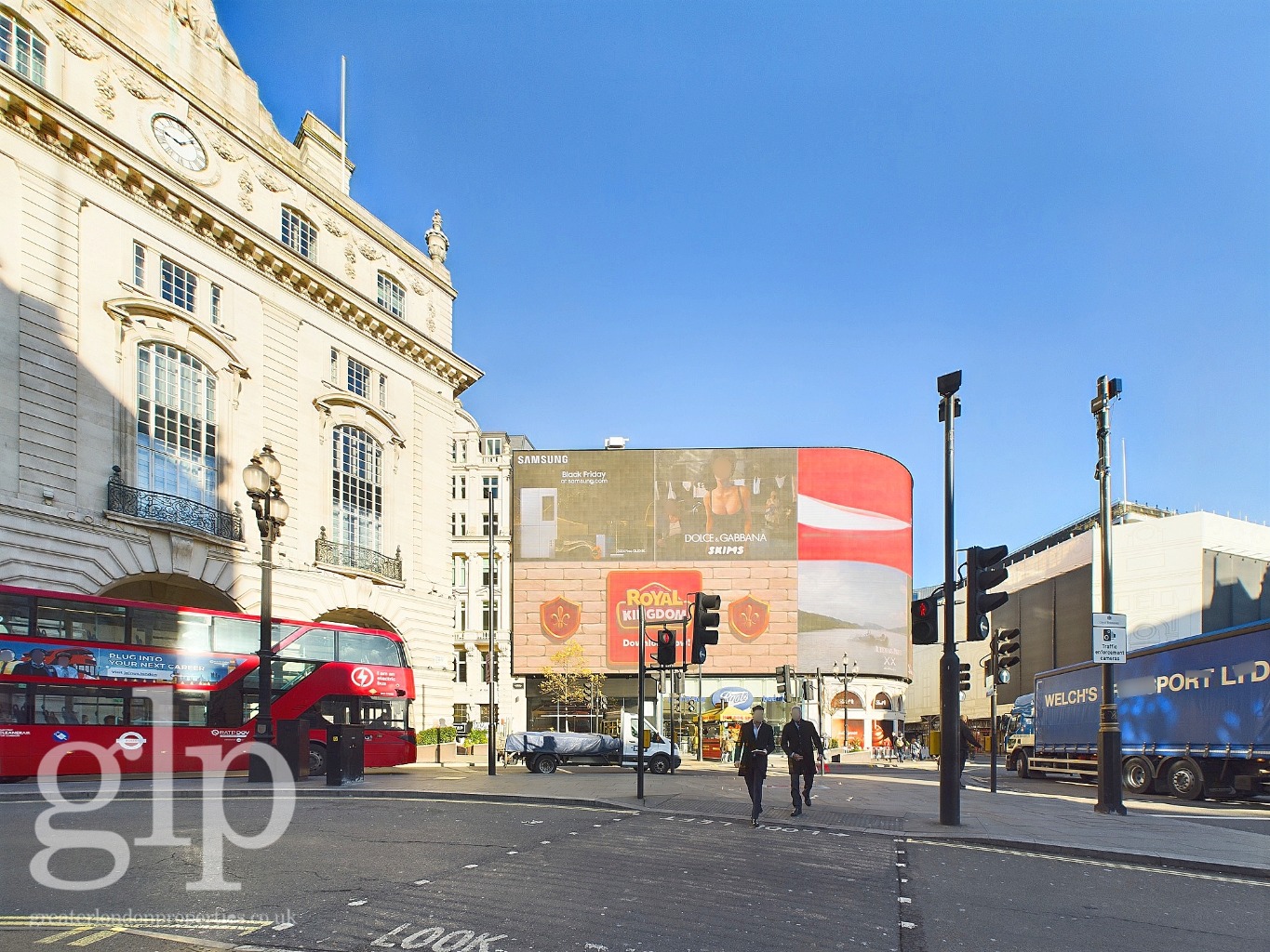 2 Bedroom Flat, Lexington Street, Soho, W1F