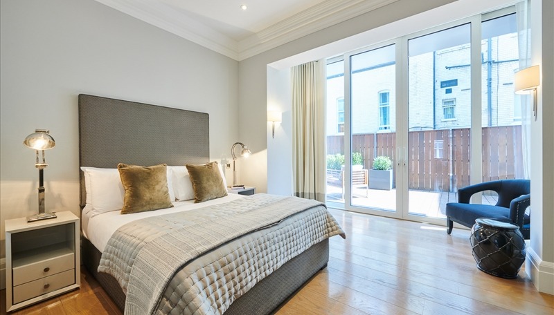 3 Bedroom Apartment, Duke Street, Mayfair, W1K
