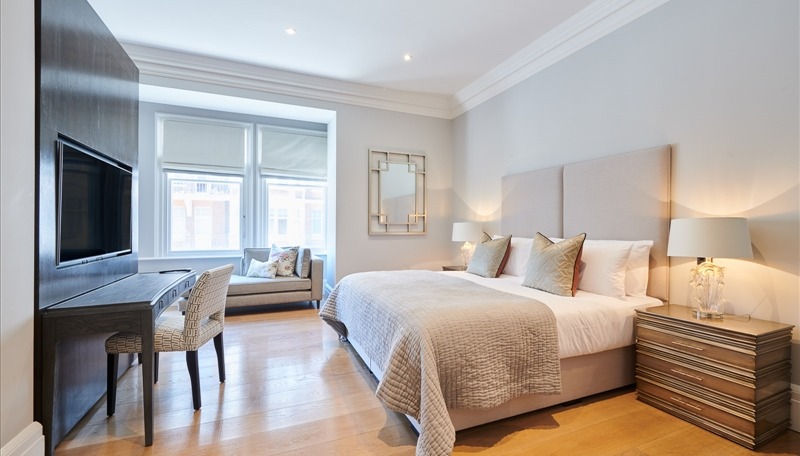 3 Bedroom Apartment, Duke Street, Mayfair, W1K