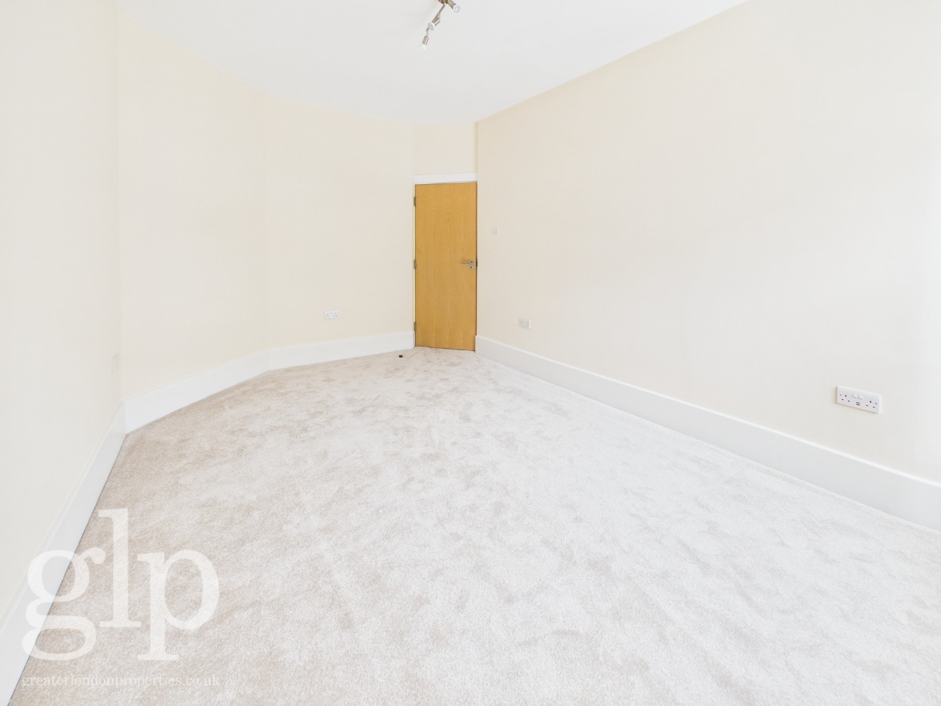 2 Bedroom Apartment, Jessel House, Bloomsbury, London, WC1H