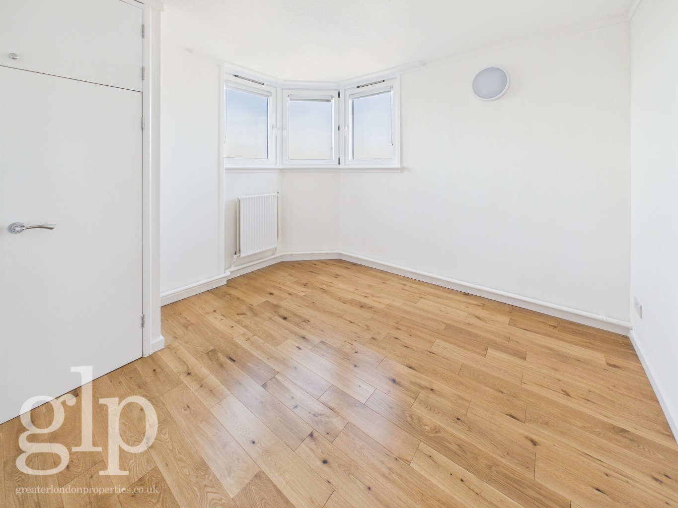 2 Bedroom Apartment, Berenger Tower, Chelsea, SW10