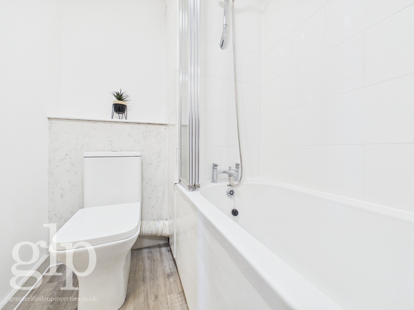 2 Bedroom Apartment, Berenger Tower, Chelsea, SW10
