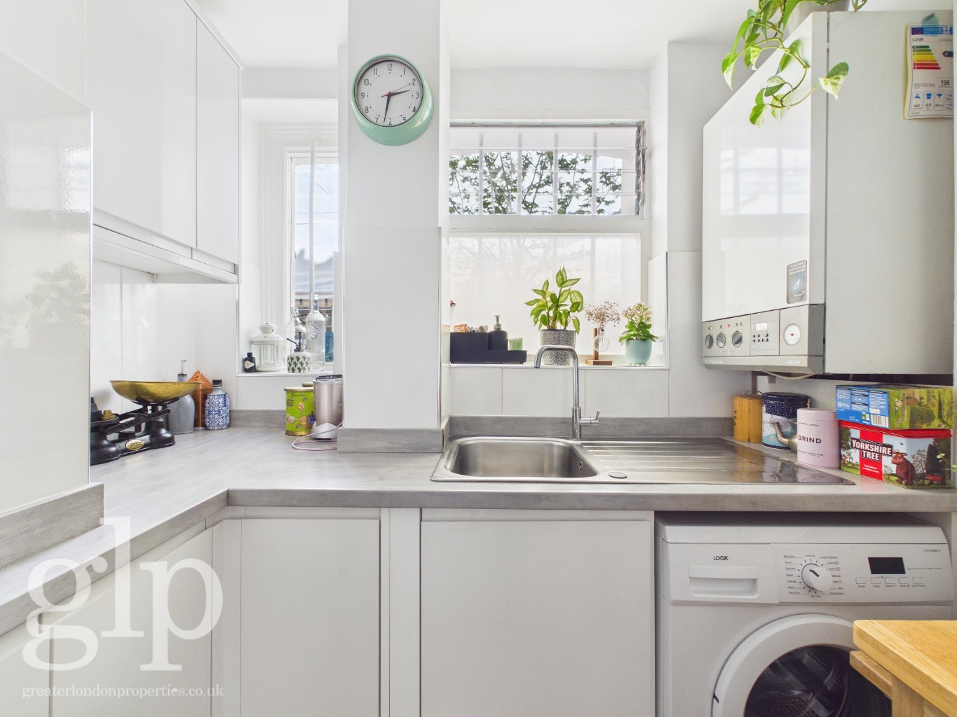 2 Bedroom Apartment, Sinclair House, Thanet Street, Bloomsbury, London, WC1H