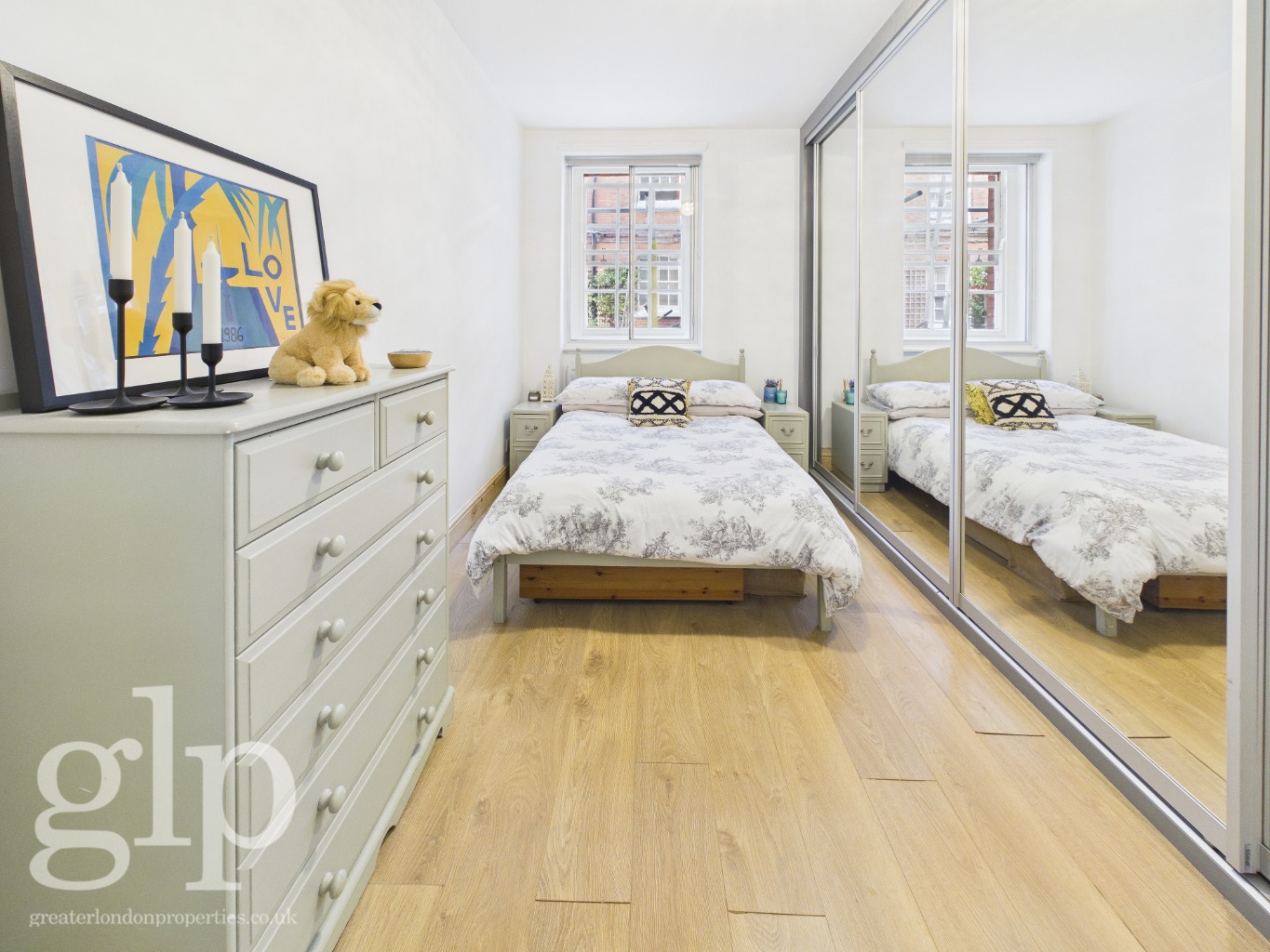 2 Bedroom Apartment, Sinclair House, Thanet Street, Bloomsbury, London, WC1H