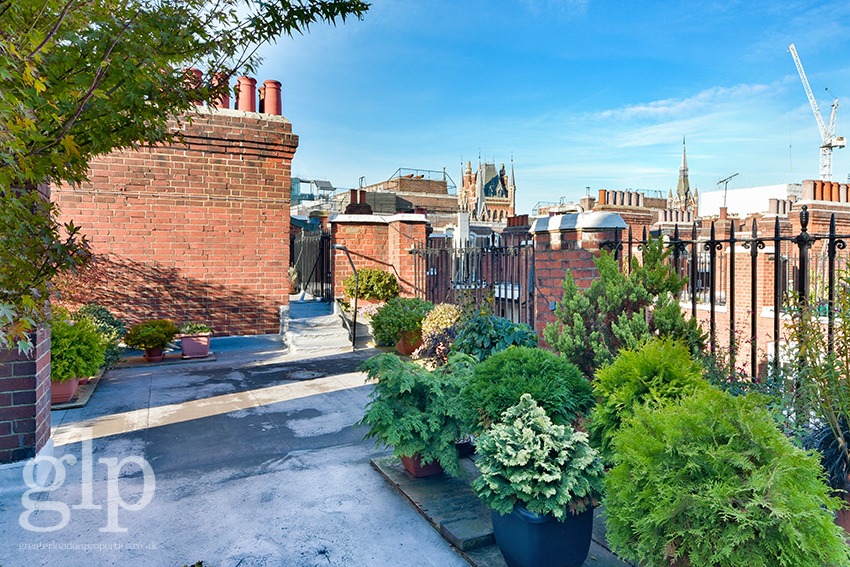 2 Bedroom Apartment, Sinclair House, Thanet Street, Bloomsbury, London, WC1H