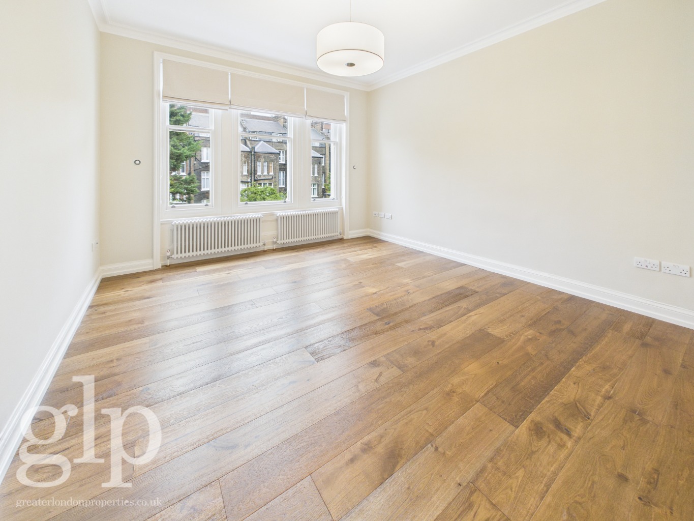 2 Bedroom Apartment, Ridgmount Gardens, Bloomsbury, WC1E