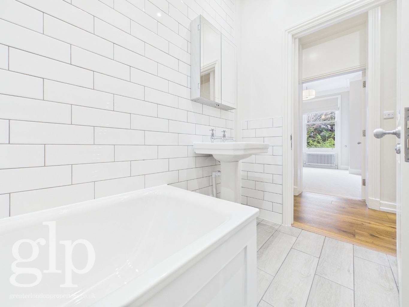 2 Bedroom Apartment, Ridgmount Gardens, Bloomsbury, WC1E