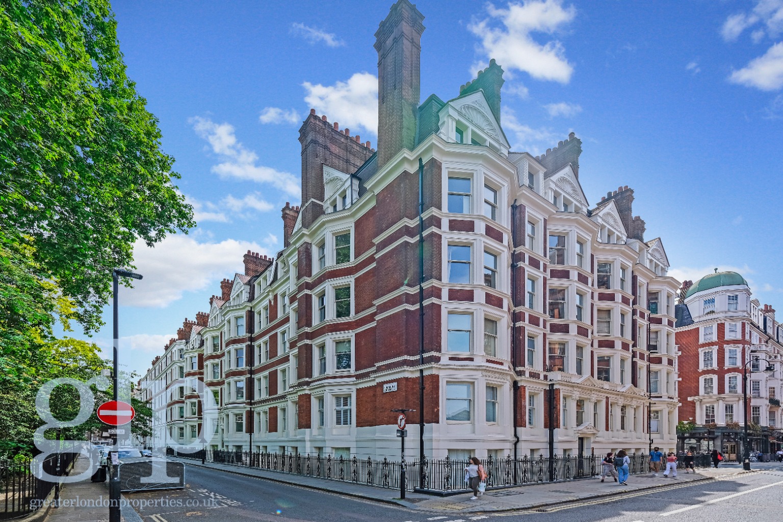 2 Bedroom Apartment, Ridgmount Gardens, Bloomsbury, WC1E