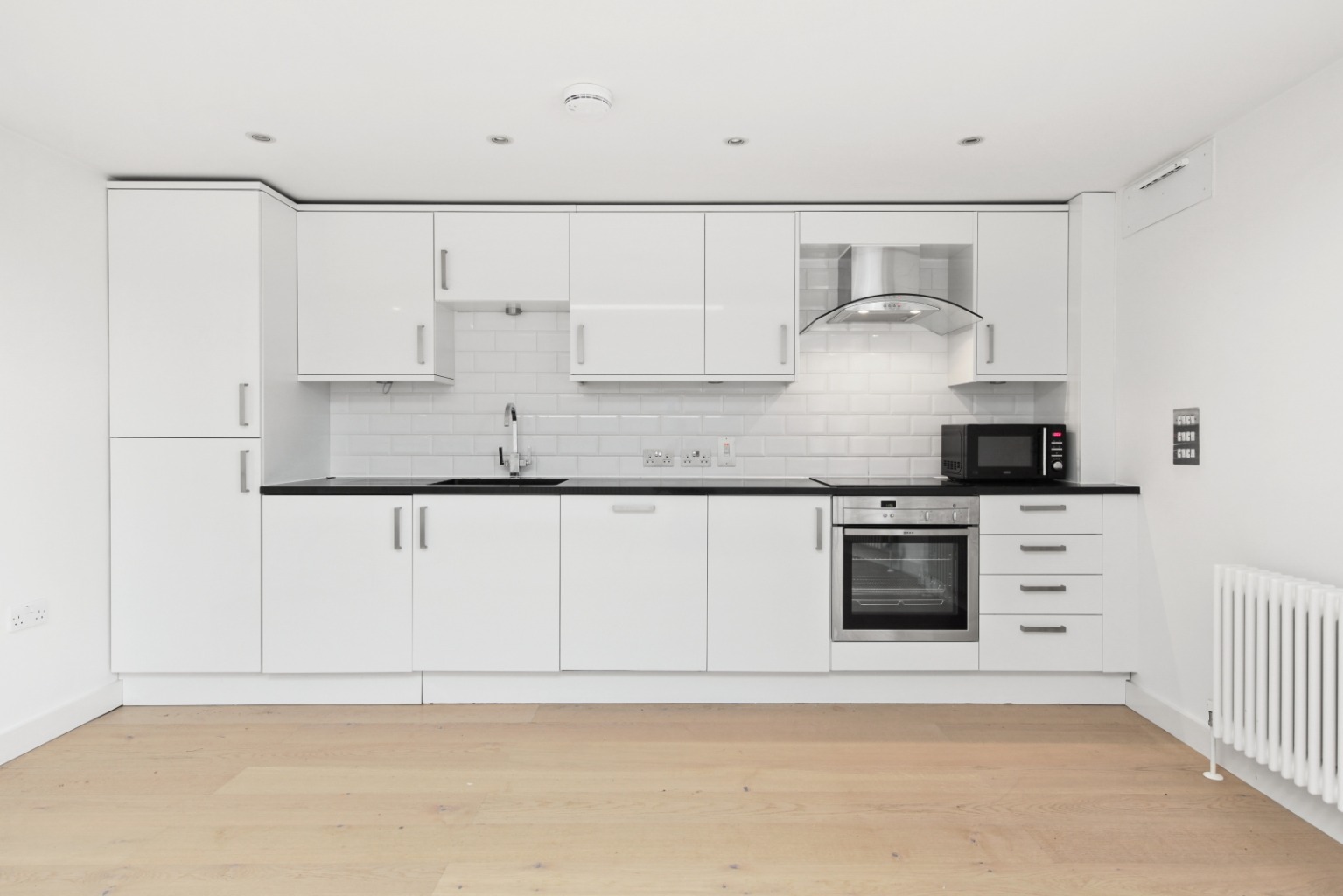 1 Bedroom Apartment, Catherine Street, London, WC2B
