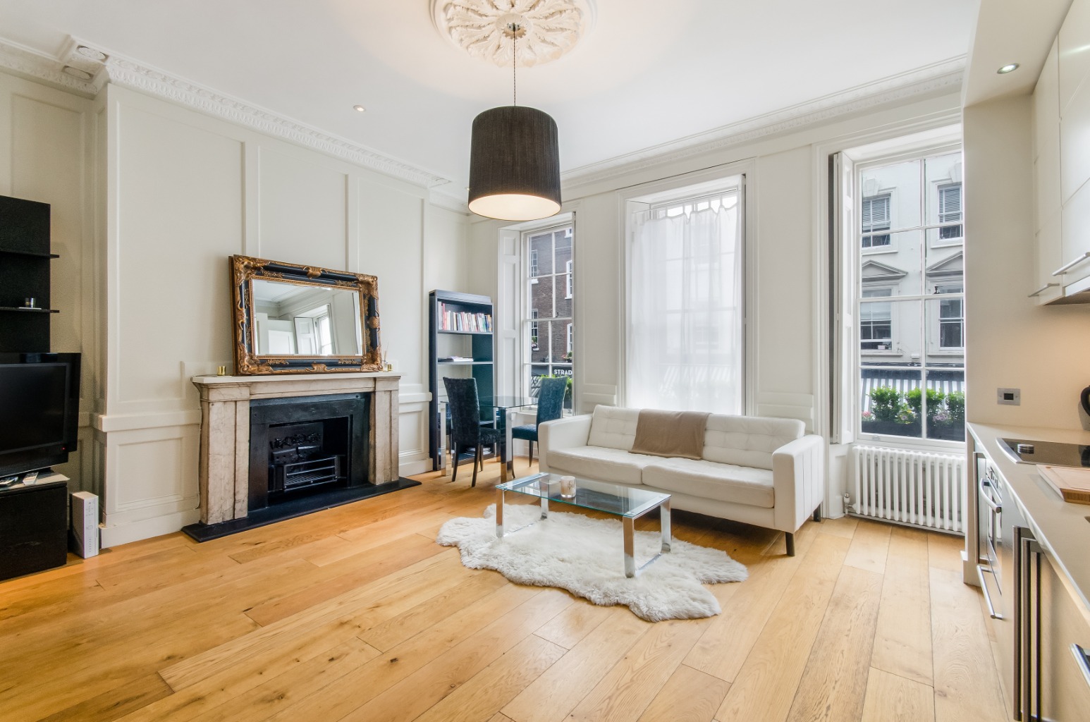 1 Bedroom Apartment, Tavistock Street, Covent Garden, WC2E