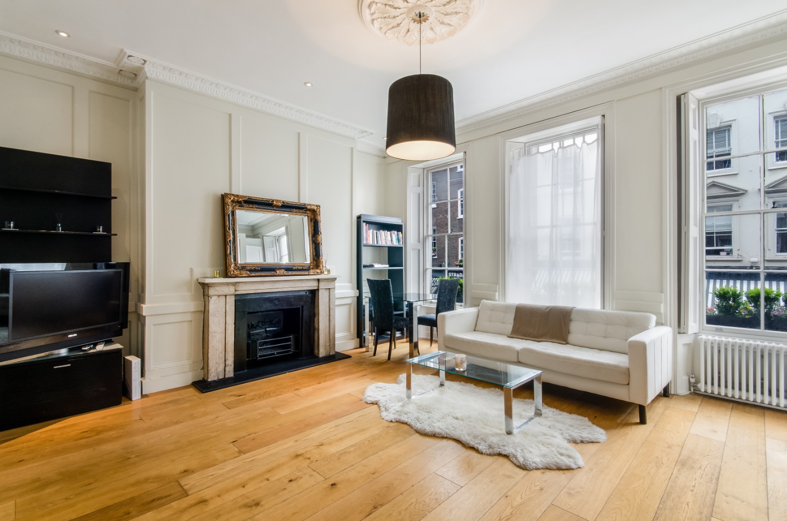 1 Bedroom Apartment, Tavistock Street, Covent Garden, WC2E