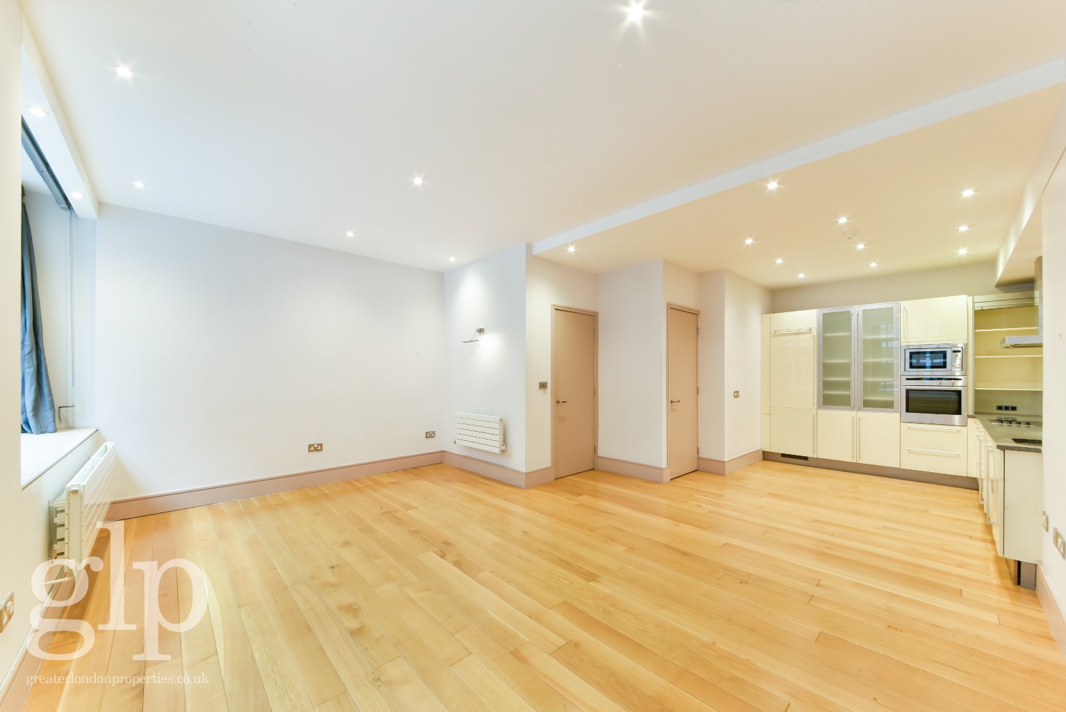 2 Bedroom Apartment, Kean Street, Covent Garden, WC2B