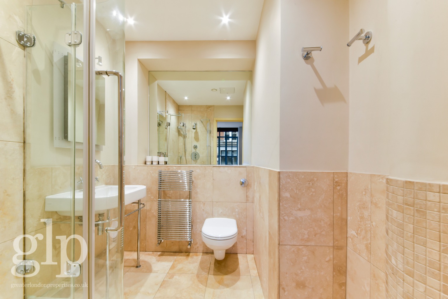 2 Bedroom Apartment, Kean Street, Covent Garden, WC2B