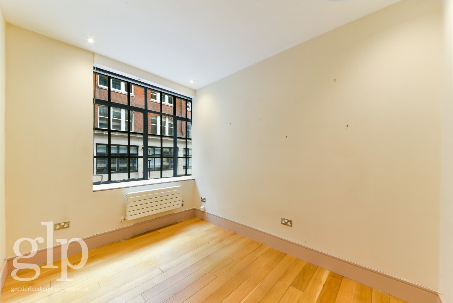 2 Bedroom Apartment, Kean Street, Covent Garden, WC2B