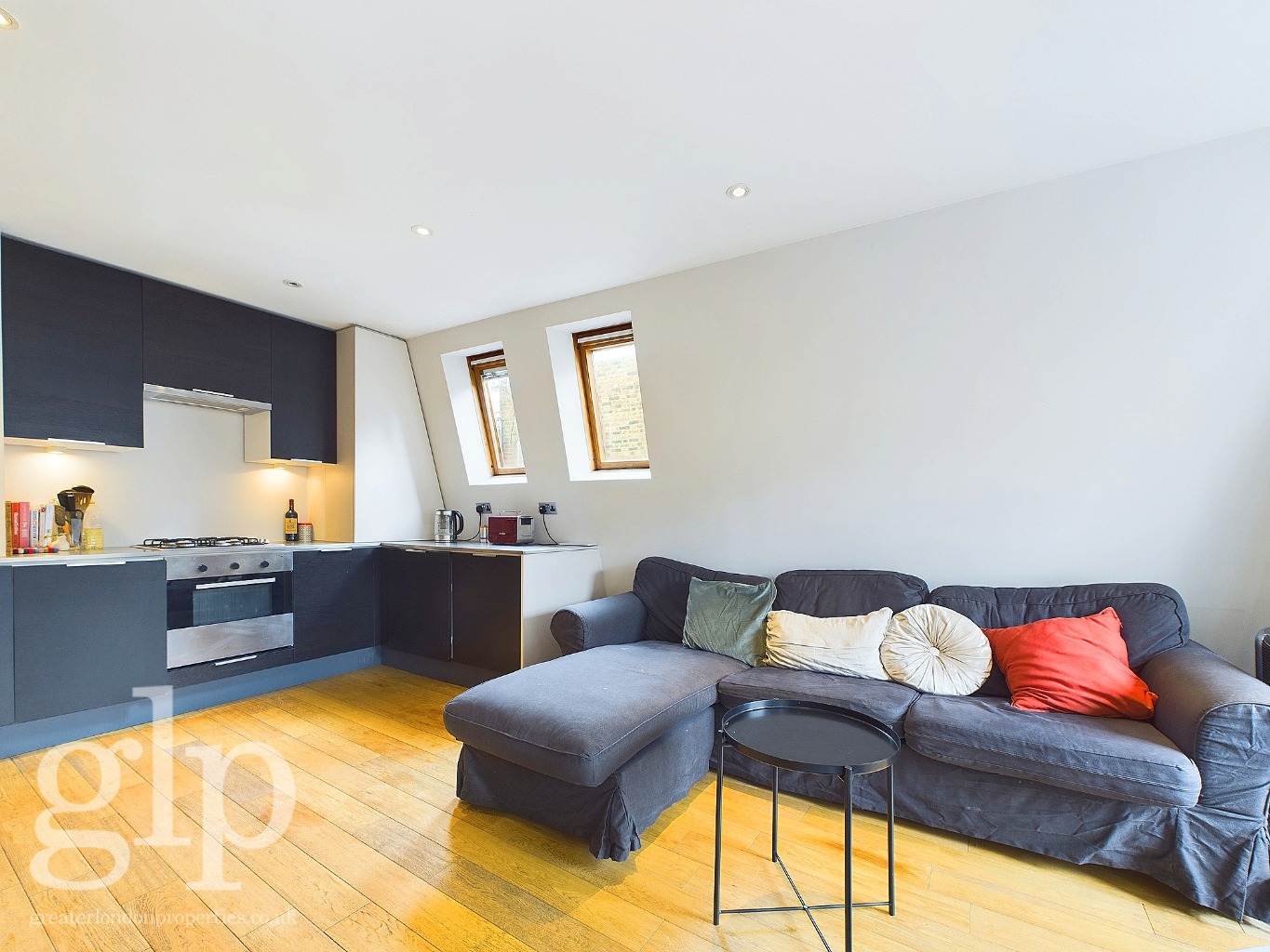 2 Bedroom Apartment, Warren Mews, W1T 6AU