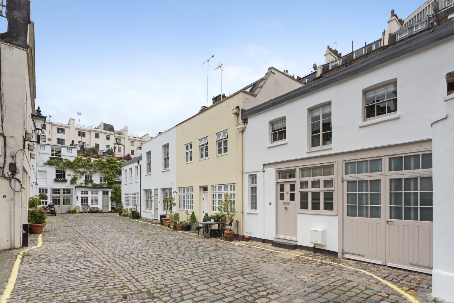 2 Bedroom Mews, Sussex Mews West, Hyde Park, W2