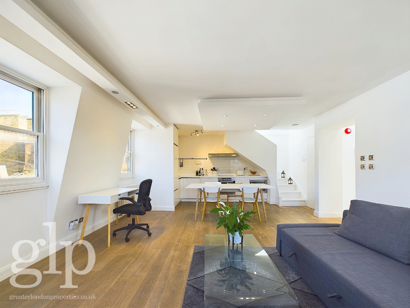 1 Bedroom Apartment, Carlisle Street Soho