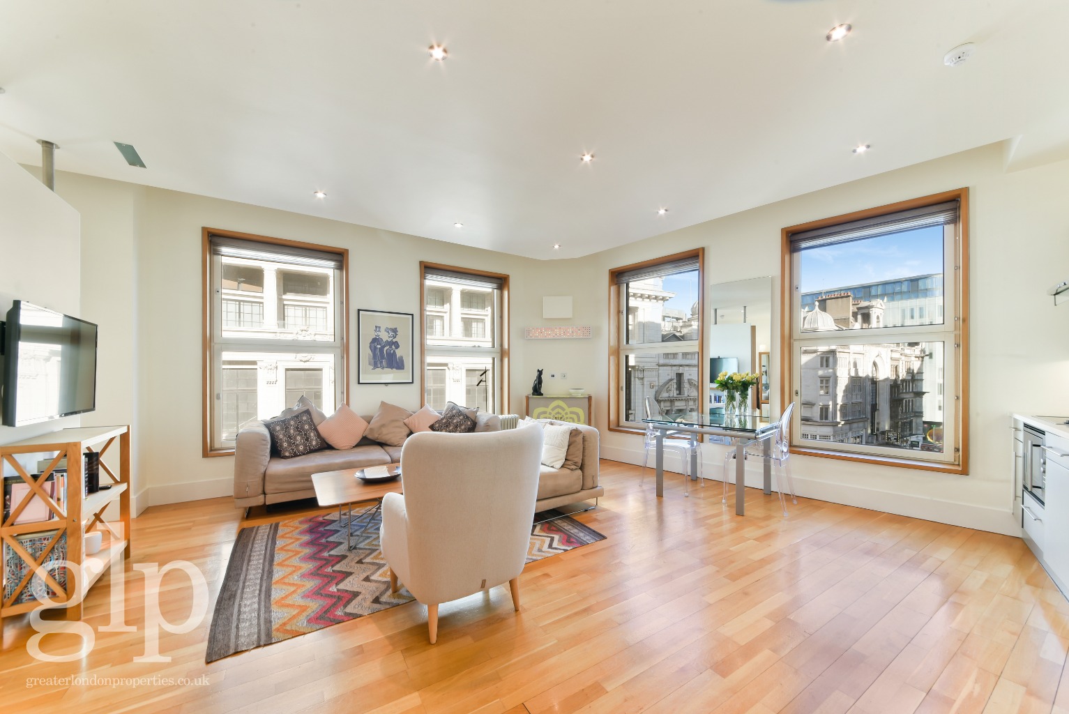 1 Bedroom Apartment, Haymarket, Piccadilly, SW1Y