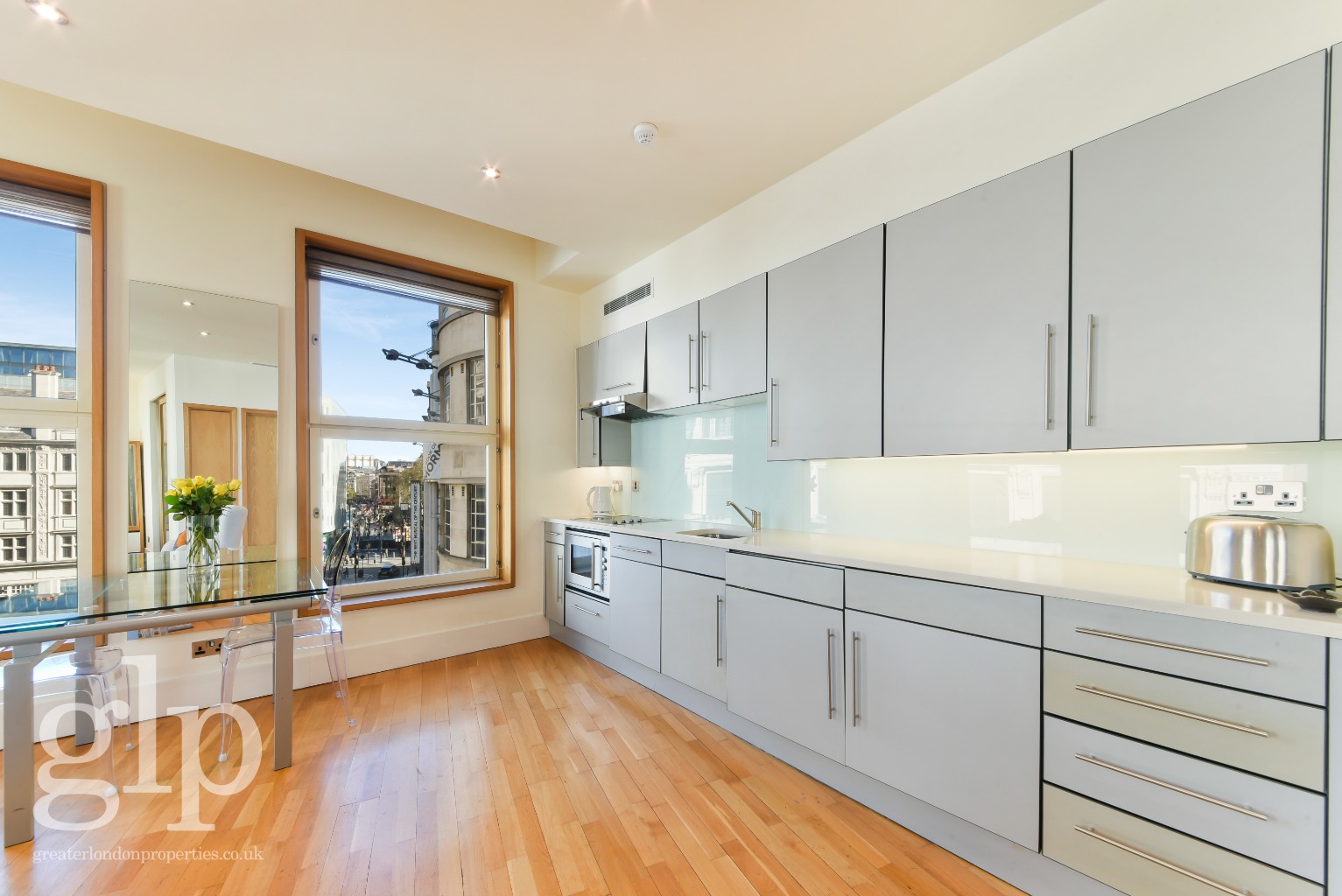 1 Bedroom Apartment, Haymarket, Piccadilly, SW1Y