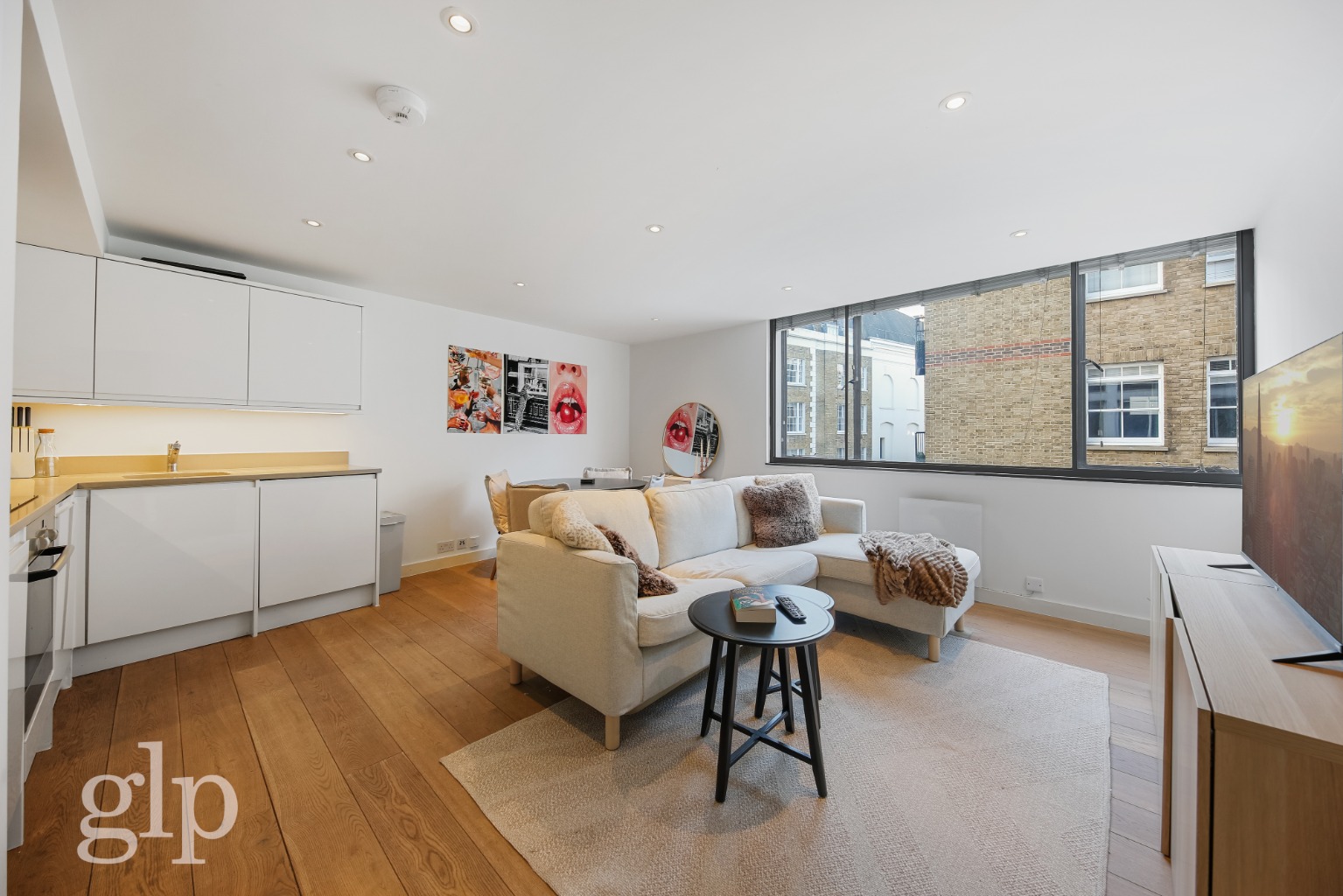 2 Bedroom Apartment, Shelton Street, Covent Garden, WC2H