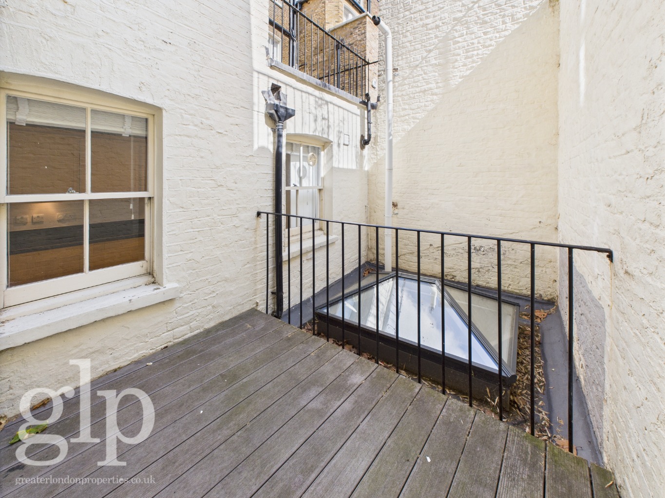 3 Bedroom Maisonette, Connaught Street, Hyde Park, W2