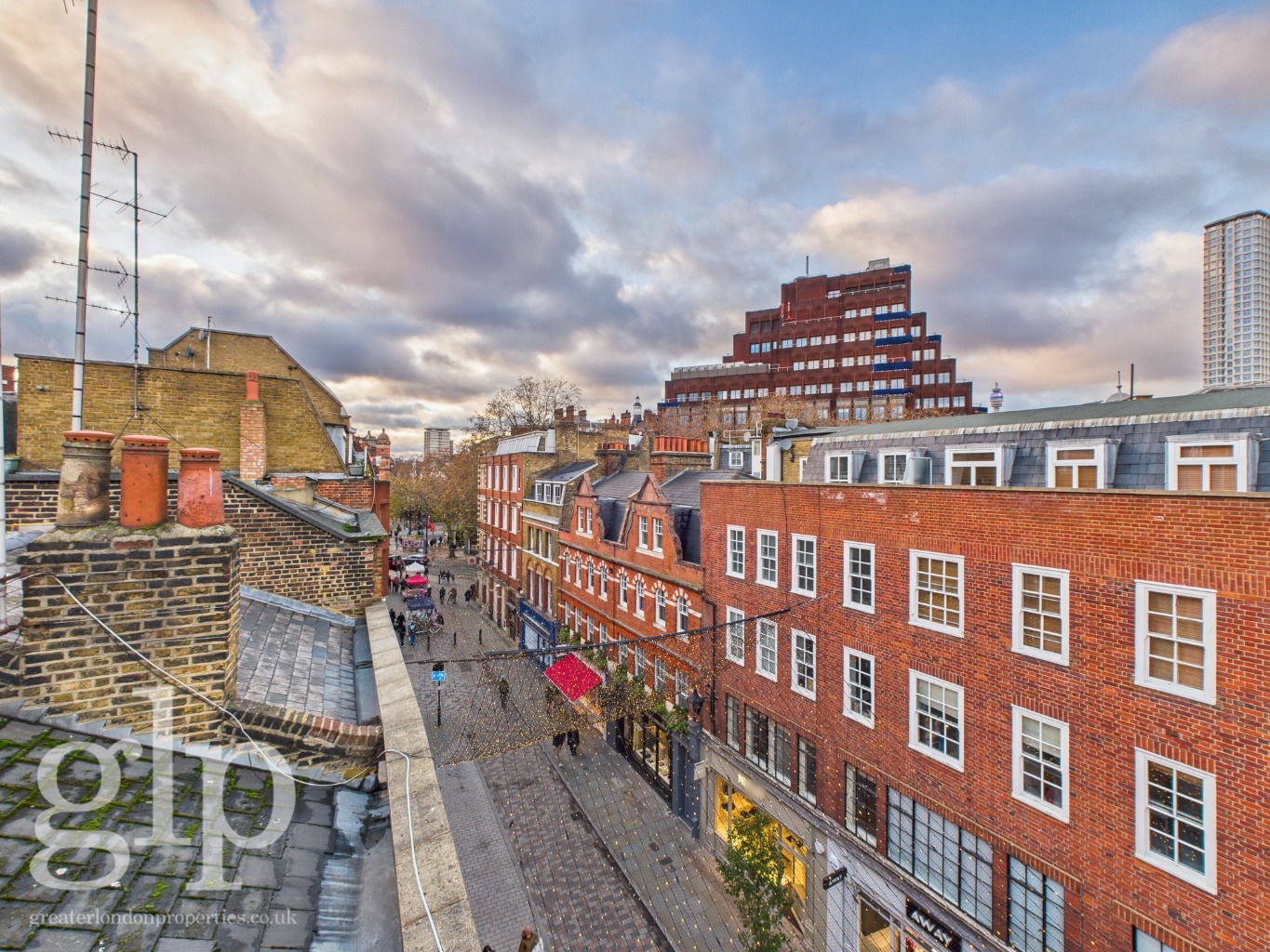 2 Bedroom Penthouse, Earlham Street, Covent Garden,  WC2H