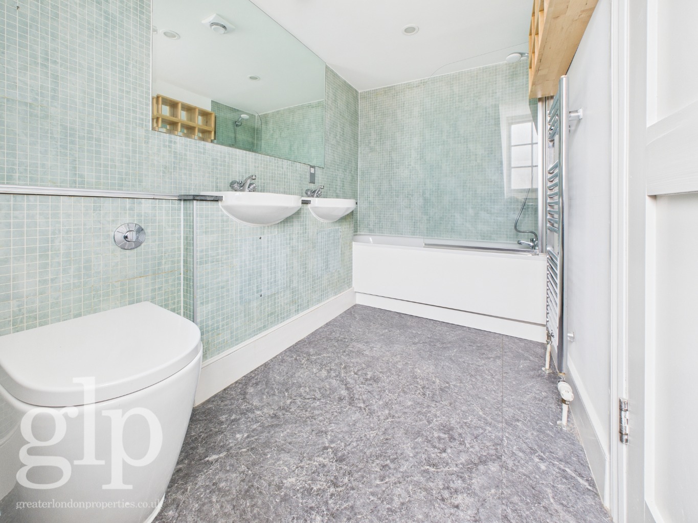 2 Bedroom Apartment, Earlham Street, Covent Garden, WC2H