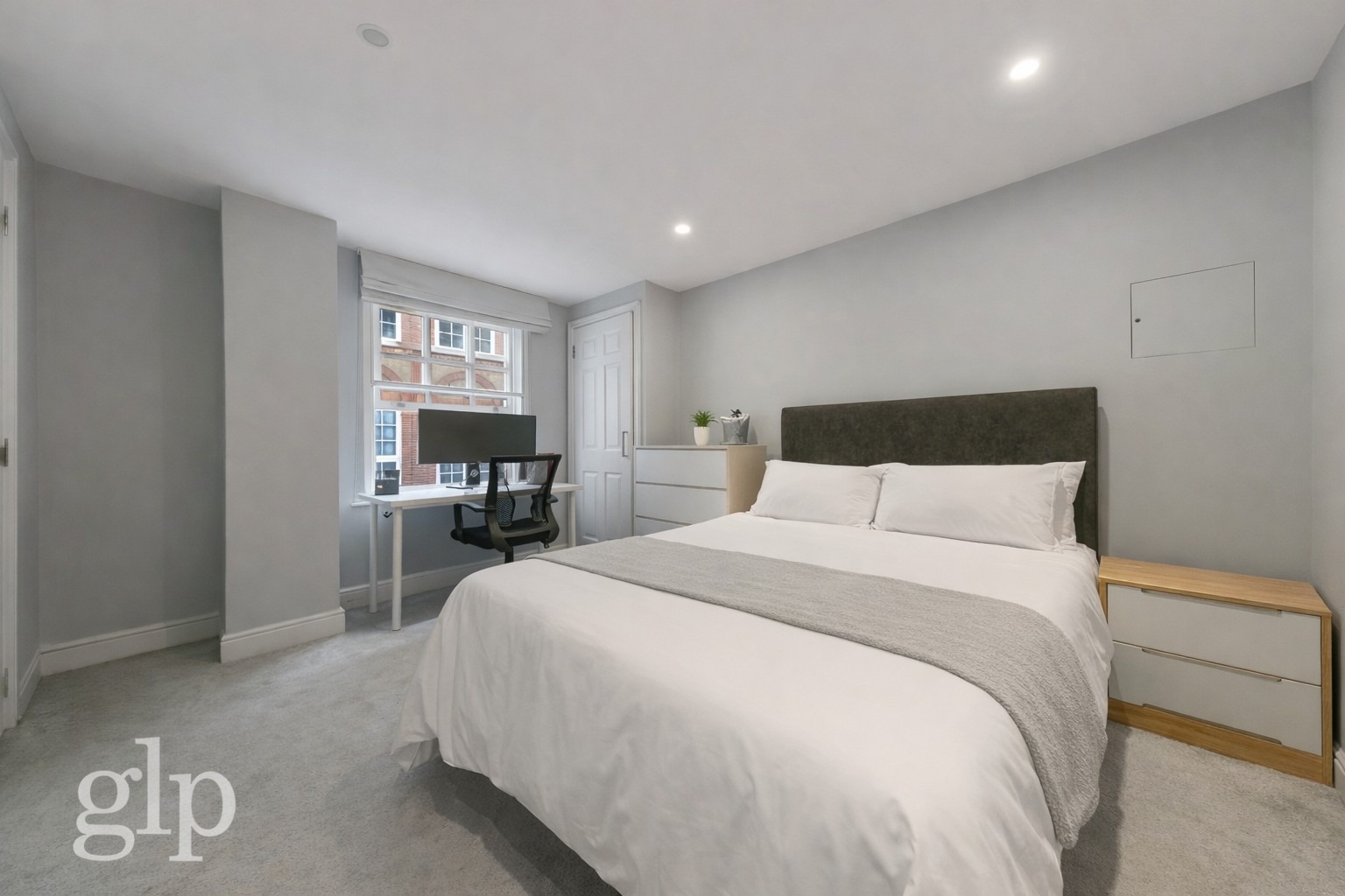 2 Bedroom Apartment, Picton Place, London, Mayfair, W1U