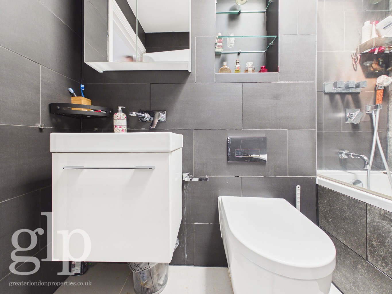 2 Bedroom Apartment, Archery Close, Connaught Village, W2