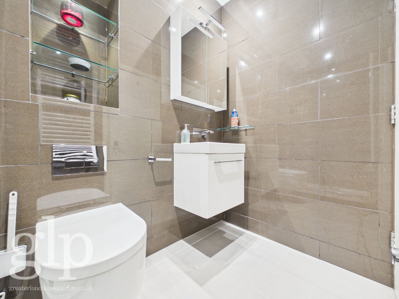 2 Bedroom Apartment, Archery Close, Connaught Village, W2