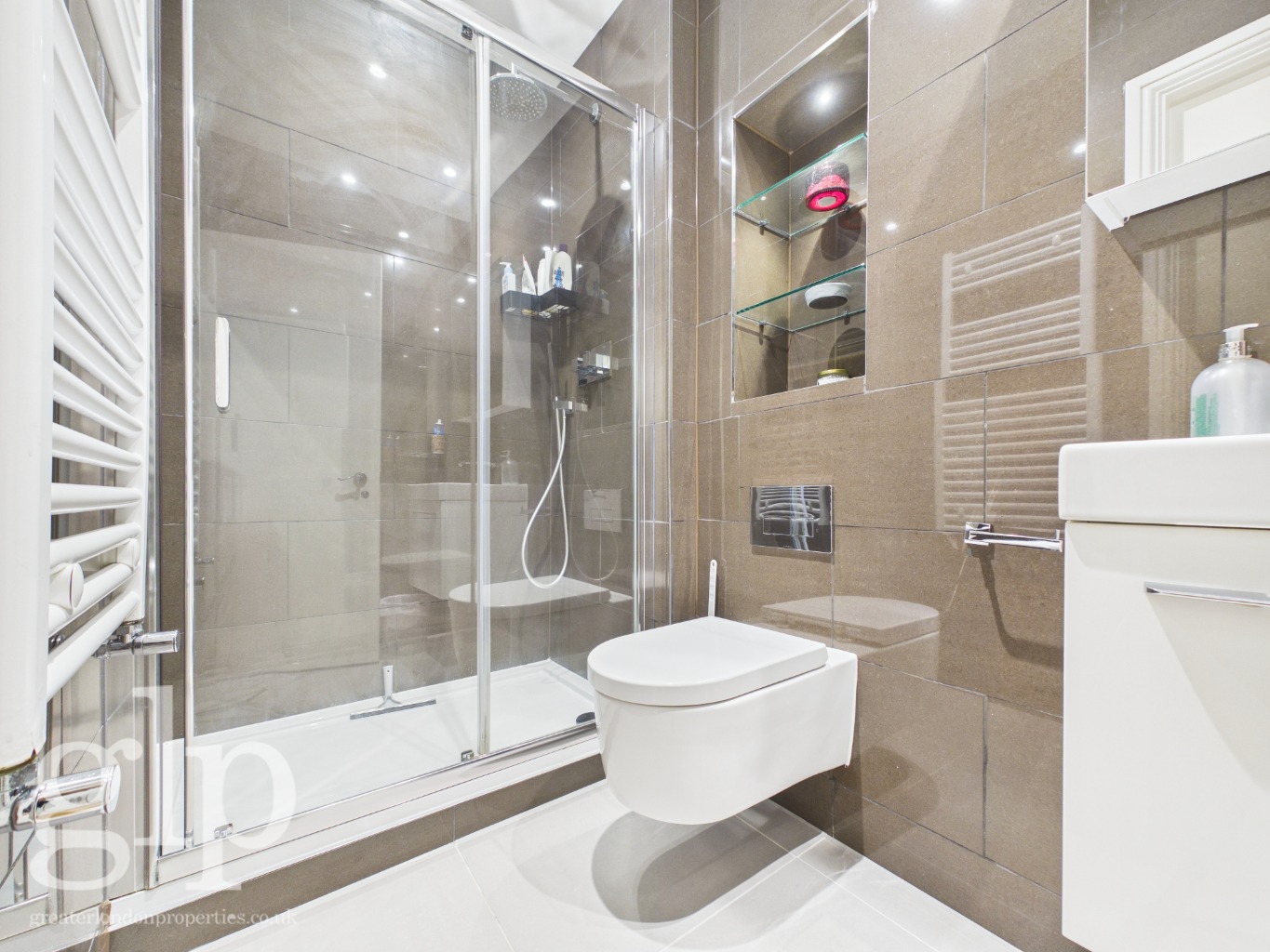 2 Bedroom Apartment, Archery Close, Connaught Village, W2