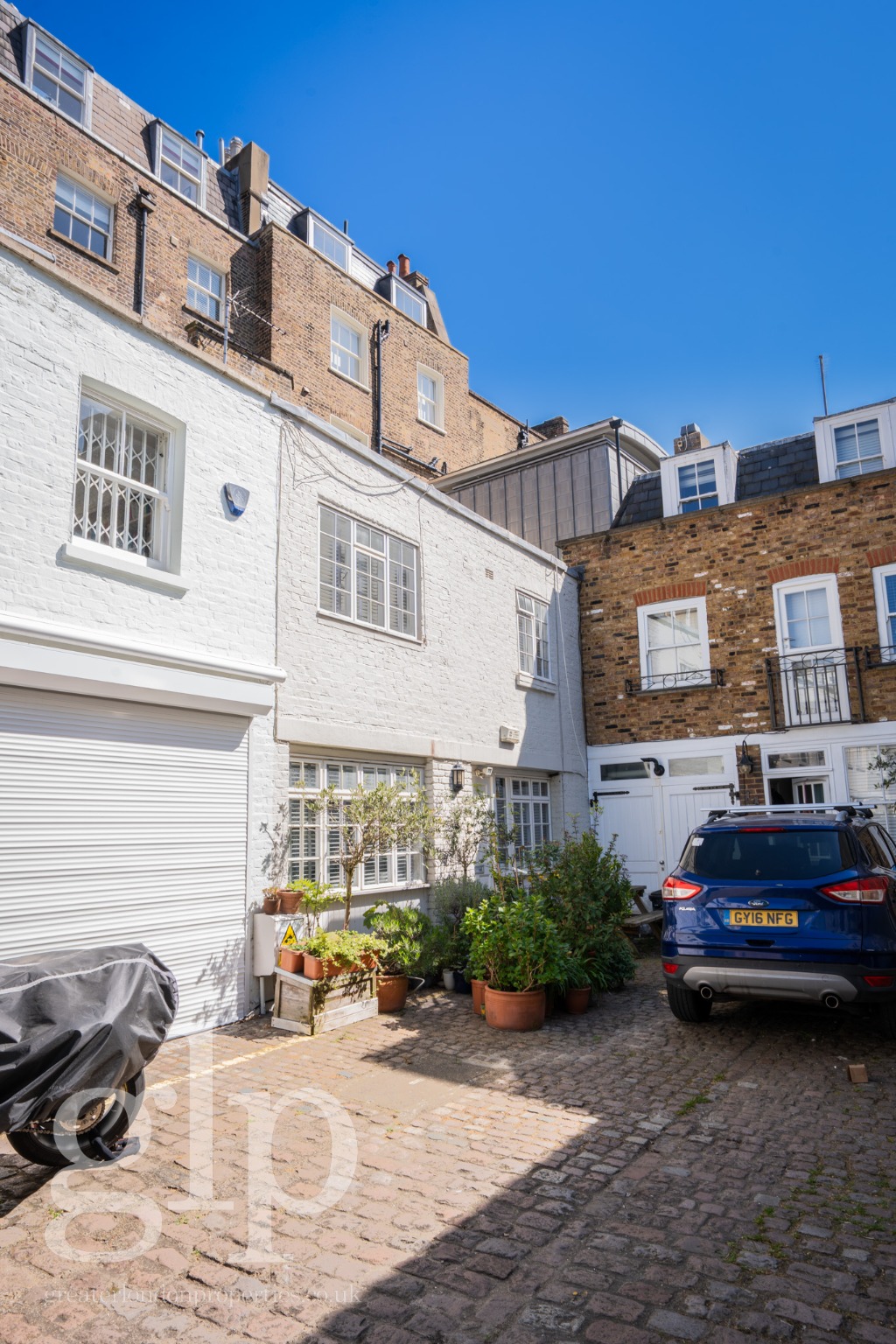 2 Bedroom Apartment, Archery Close, Connaught Village, W2