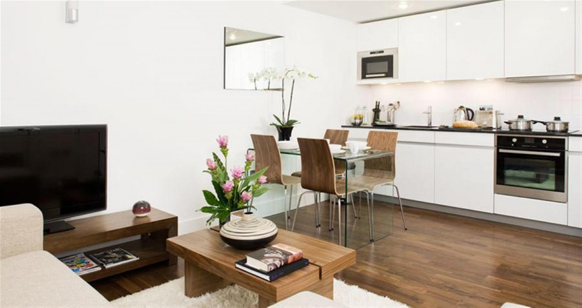 2 Bedroom Apartment, Weymouth Street, Marylebone, W1W