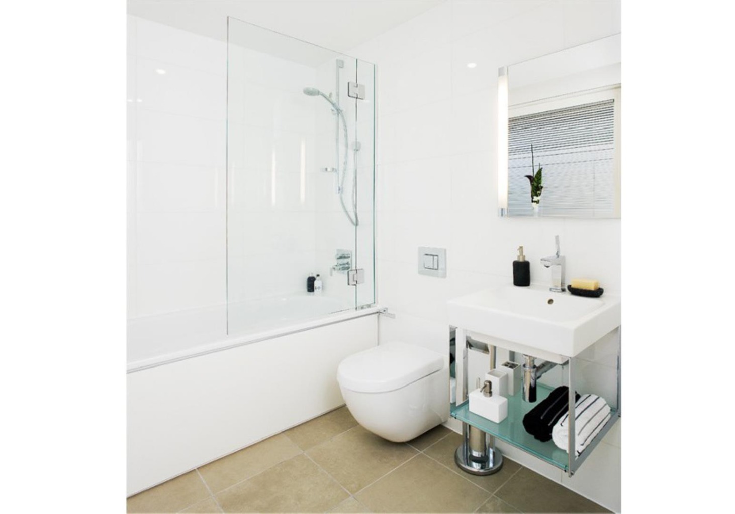 2 Bedroom Apartment, Weymouth Street, Marylebone, W1W