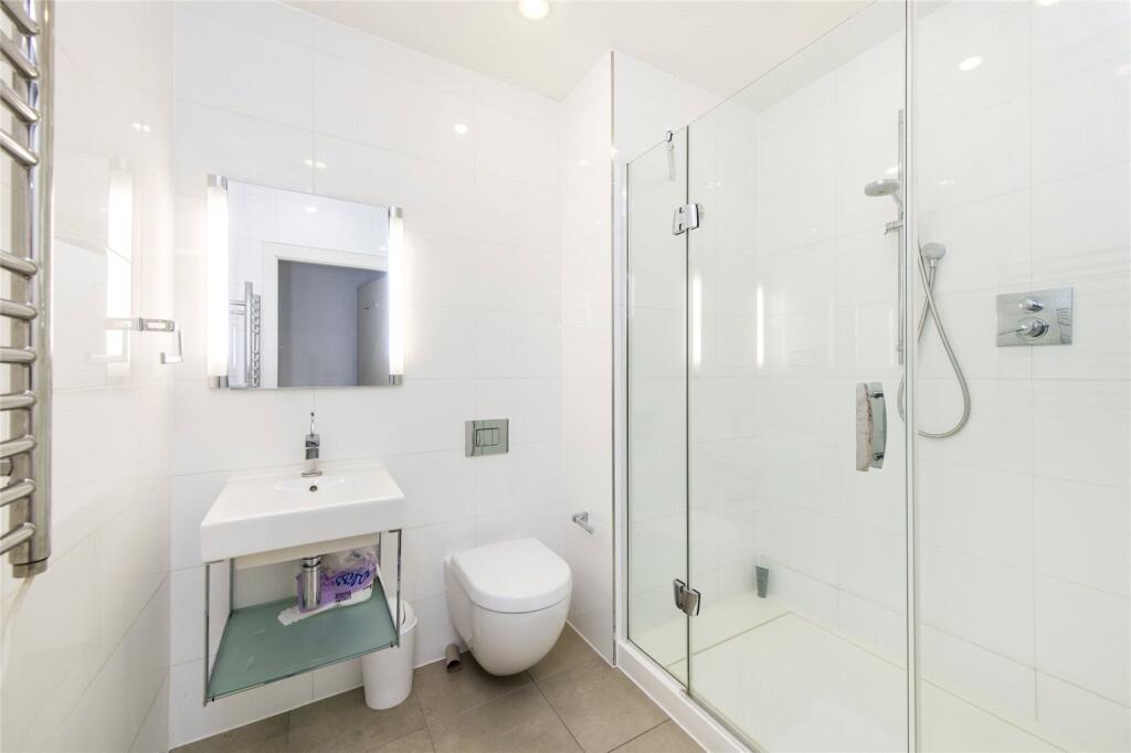 2 Bedroom Apartment, Weymouth Street, Marylebone, W1W