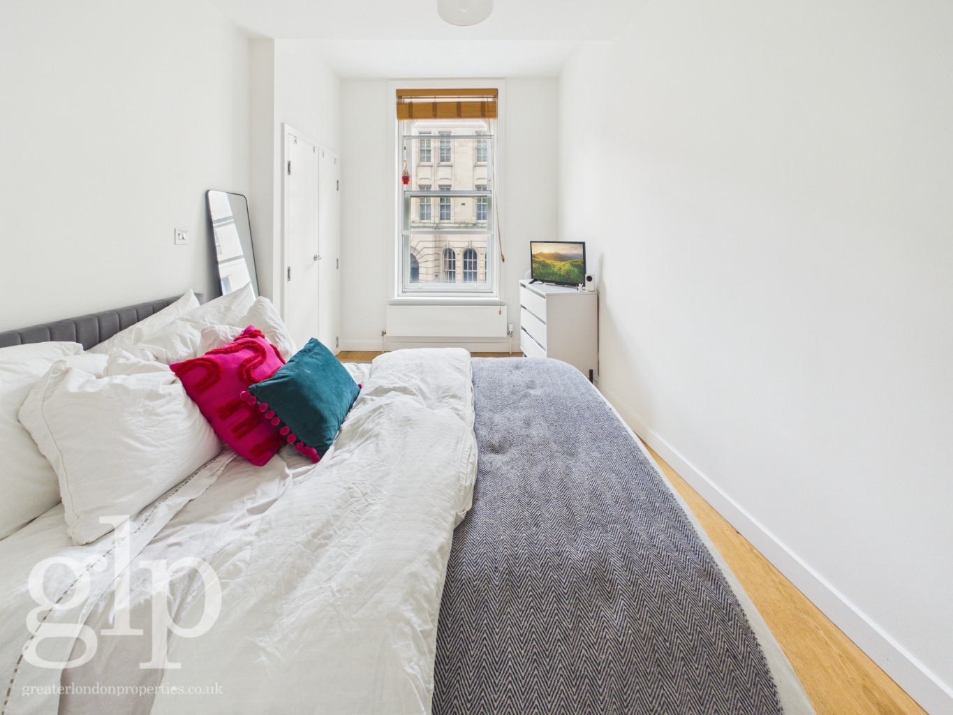 1 Bedroom Apartment, Great Marlborough Street, Soho, W1F