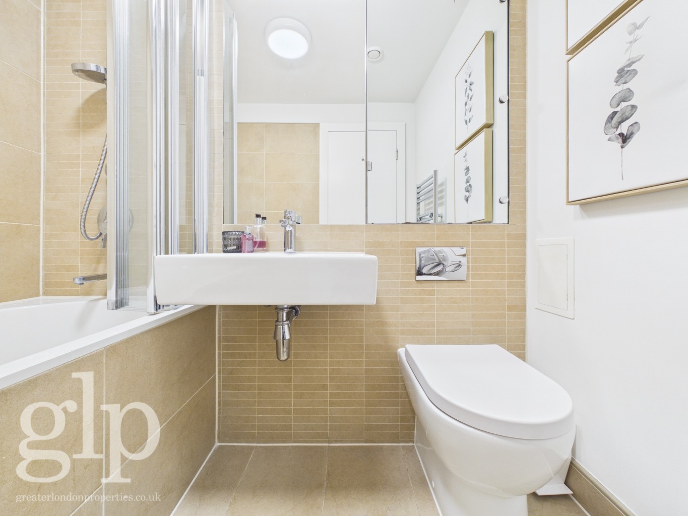 1 Bedroom Apartment, Great Marlborough Street, Soho, W1F