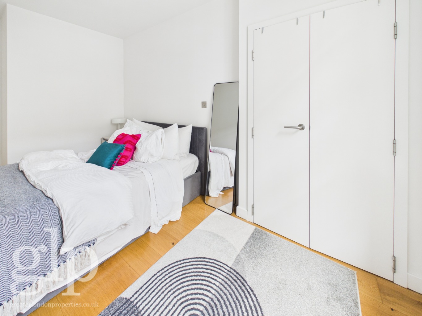 1 Bedroom Apartment, Great Marlborough Street, Soho, W1F
