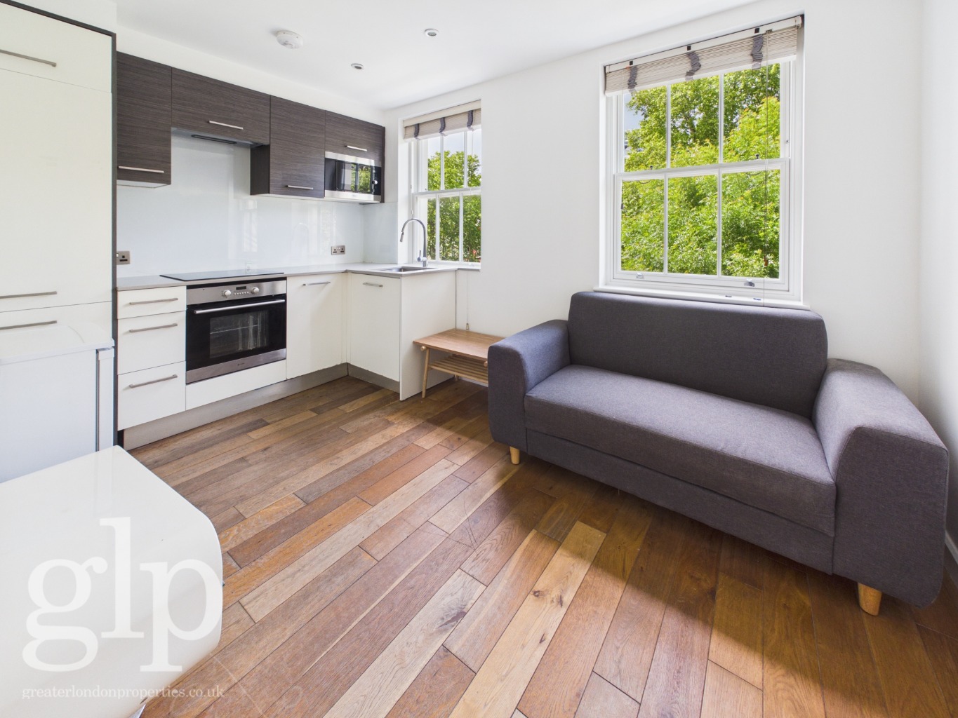 1 Bedroom Apartment, Alleyn Court, Sussex Gardens, W2