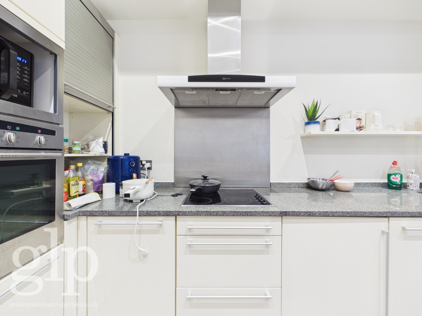 2 Bedroom Apartment, Kean Street, Covent Garden, WC2B