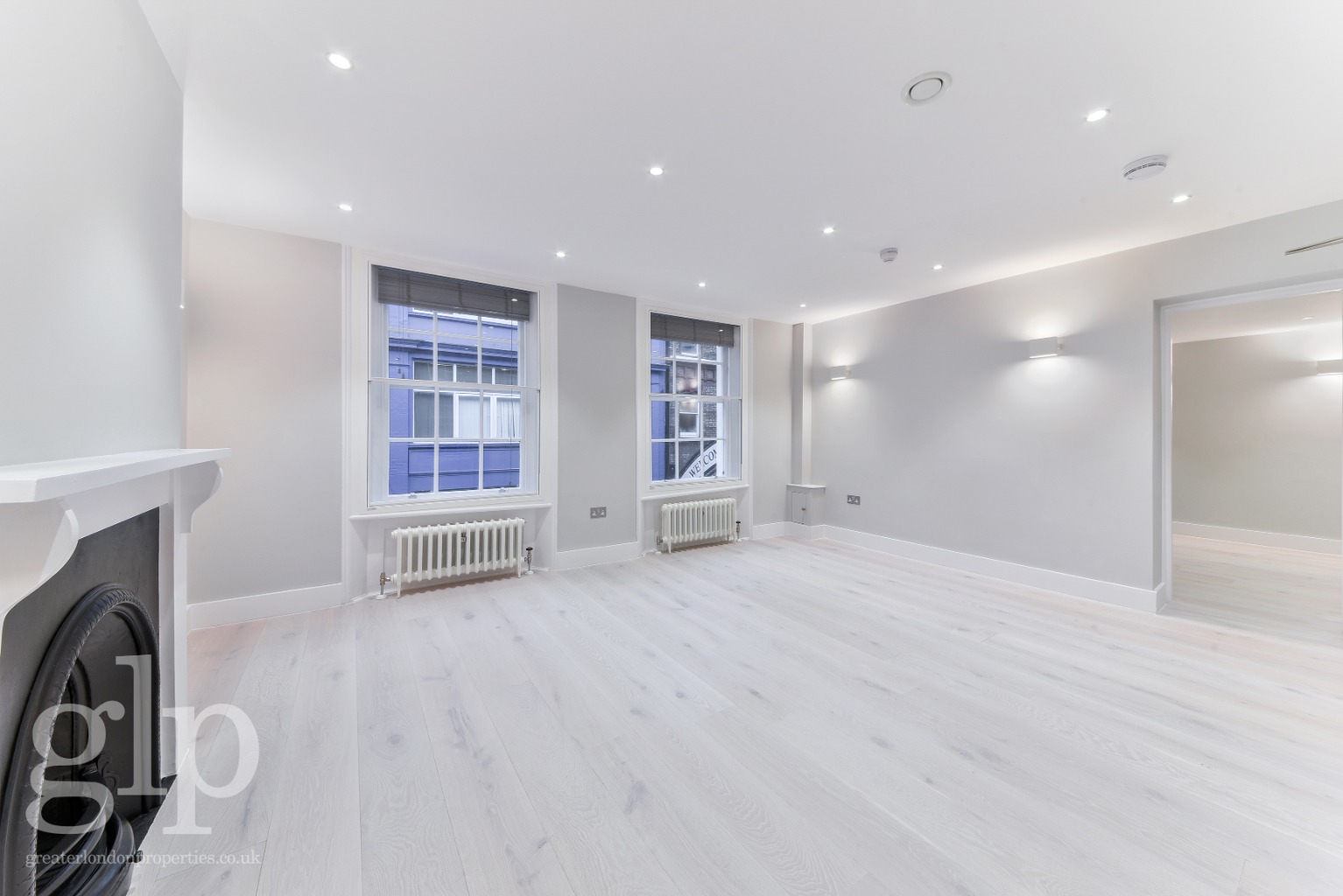 1 Bedroom Apartment, Carnaby Street, Soho,  W1F